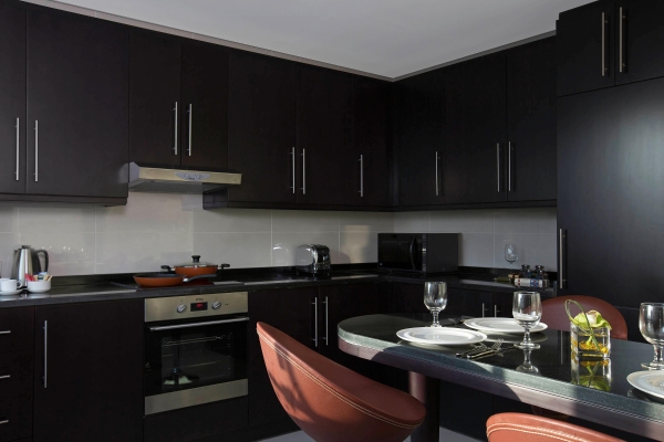 Pullman Dubai Jumeirah Lakes Towers - Hotel & Residence